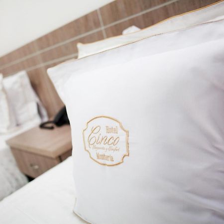 Hotel Cinco มอนเตริอา ภายนอก รูปภาพ