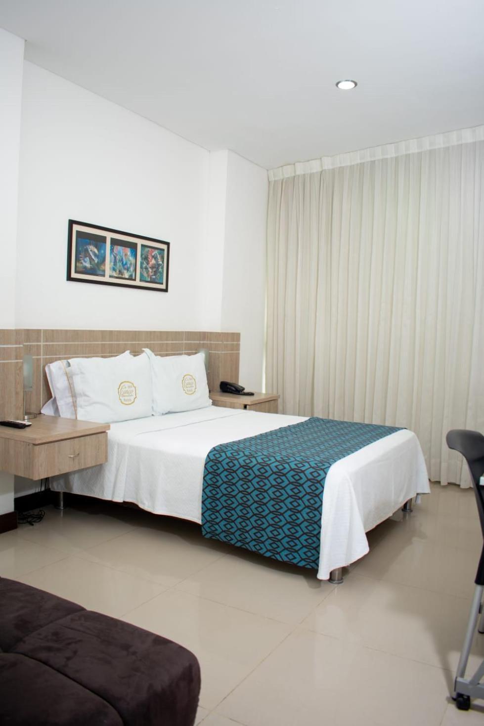 Hotel Cinco มอนเตริอา ภายนอก รูปภาพ
